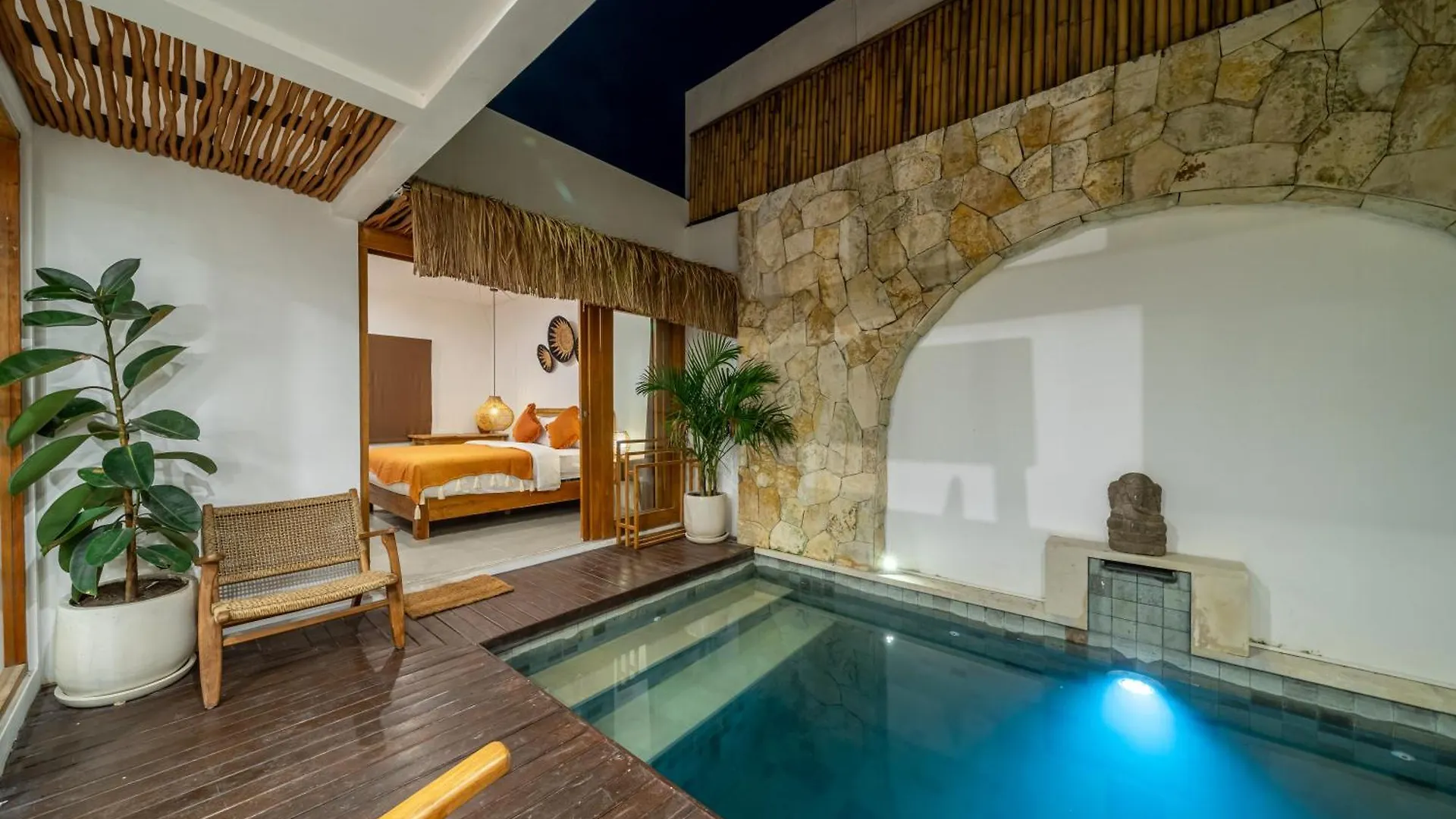A9 - Exclusive 3-Bedroom Villa in Seminyak with a Rooftop Paradise Kerobokan